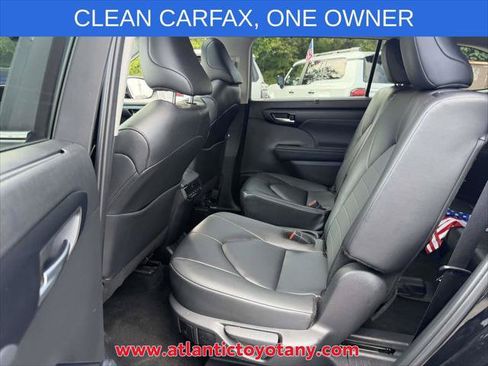 Certified 2025 Toyota Highlander XLE FWD image 15