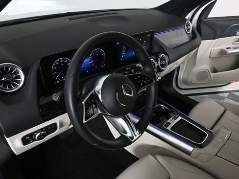 Certified 2026 Mercedes-Benz GLA 250 image 6