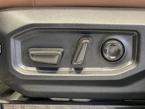 Used 2025 Toyota Tundra 1794 Edition image 15