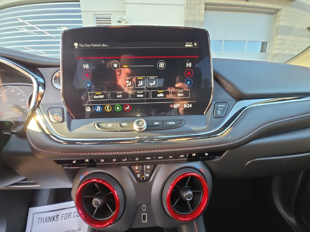Certified 2025 Chevrolet Blazer RS AWD/4WD image 23