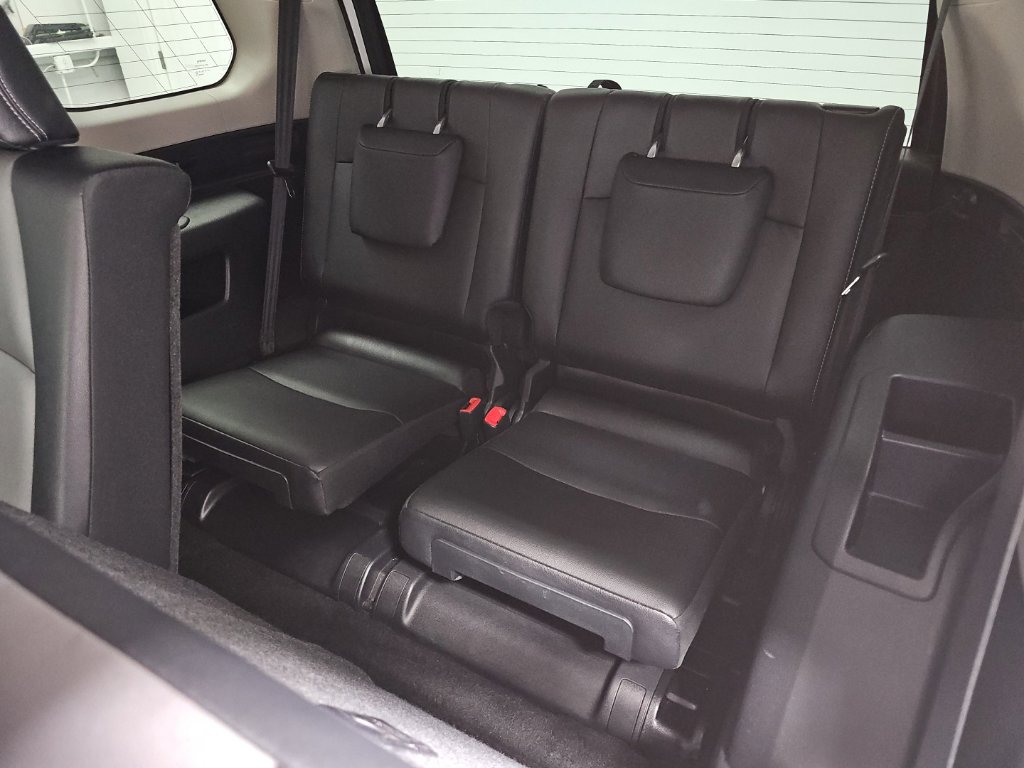 Used 2024 Toyota 4Runner SR5 Premium w/ Moonroof Package RWD image 35