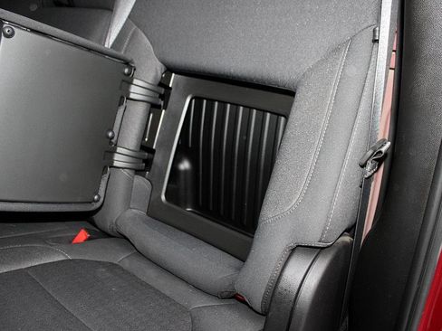 Used 2022 Chevrolet Silverado 1500 RST image 32