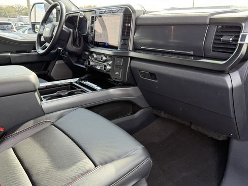 Certified 2024 Ford F250 Lariat w/ Lariat Ultimate Package image 10