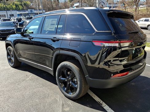 New 2026 Jeep Grand Cherokee Limited image 4