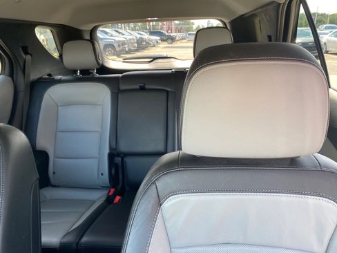 Used 2019 Chevrolet Equinox Premier image 16