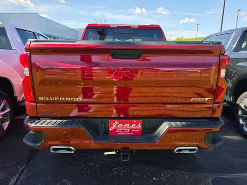 Used 2025 Chevrolet Silverado 1500 RST AWD/4WD image 4