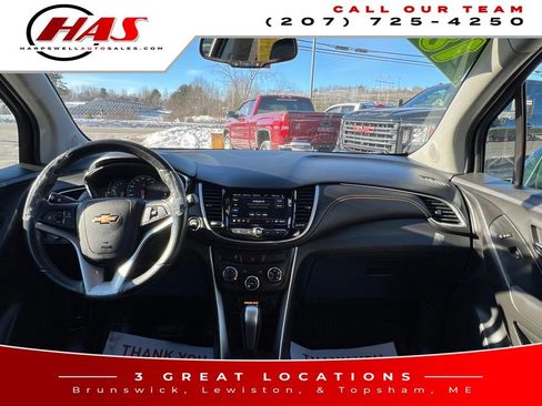 Used 2018 Chevrolet Trax LT w/ LT Convenience Package image 14