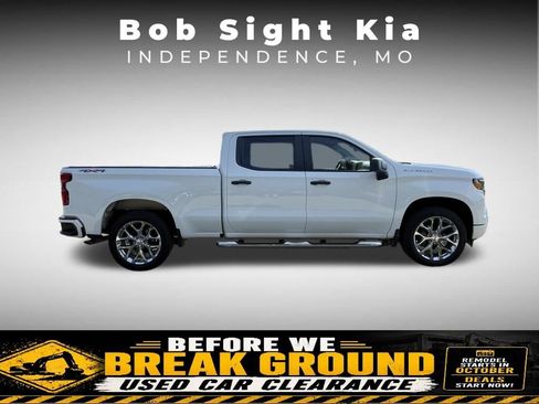Used 2022 Chevrolet Silverado 1500 Custom AWD/4WD image 13