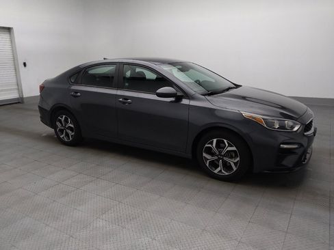 Used 2021 Kia Forte LXS FWD image 11