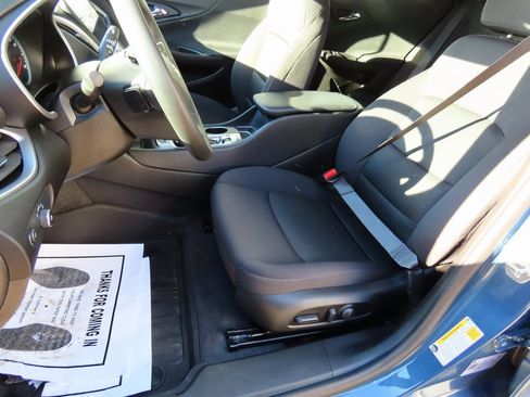 Used 2024 Chevrolet Malibu RS image 37