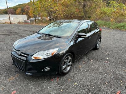 Used 2014 Ford Focus SE w/ SE Sport Package