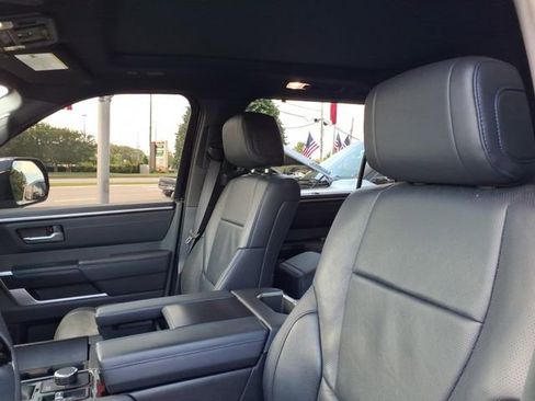 Used 2025 Toyota Sequoia Platinum AWD/4WD image 14