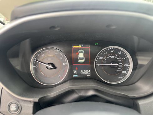 Used 2018 Subaru Crosstrek 2.0i Limited image 14