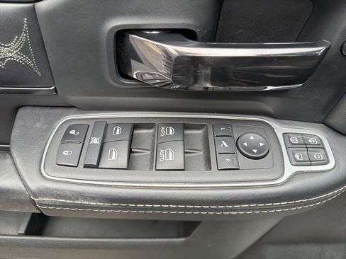 Used 2023 RAM 2500 Limited image 27