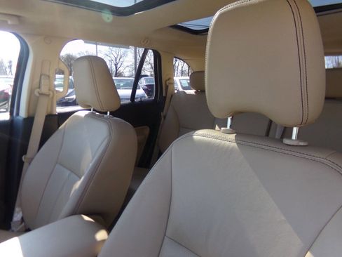 Used 2010 Ford Edge Limited image 22