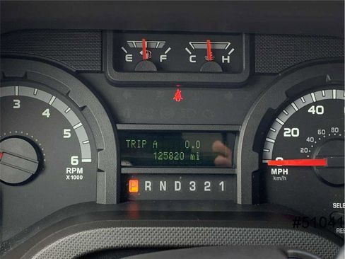 Used 2015 Ford E-450 and Econoline 450 Super Duty w/ Power Windows & Locks Group image 27