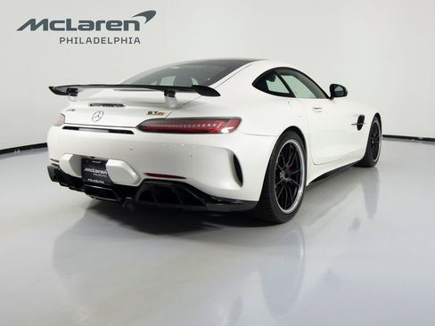Used 2018 Mercedes-Benz AMG GT R image 5