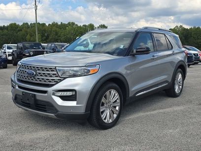 Used 2023 Ford Explorer Limited w/ Limited Technology Package