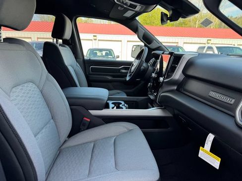 New 2026 RAM 1500 Big Horn AWD/4WD image 16