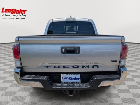 Used 2023 Toyota Tacoma TRD Off-Road AWD/4WD image 4