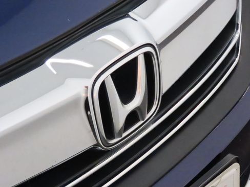 Used 2017 Honda Accord LX image 13