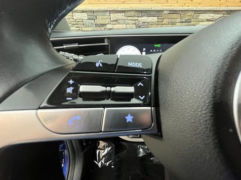 Used 2022 Hyundai Tucson Limited image 18