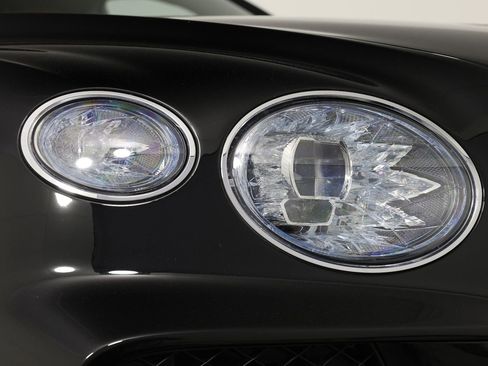 Certified 2023 Bentley Bentayga Extended Wheelbase image 13