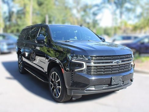 Used 2022 Chevrolet Suburban RST image 17