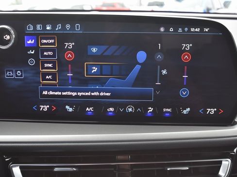 New 2026 Chevrolet Traverse LT w/ Enhanced Driving Package image 23