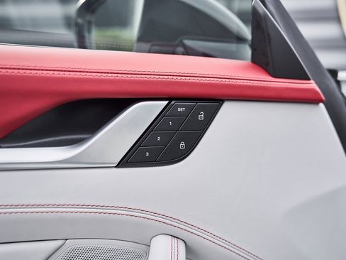 Used 2024 Porsche 911 Turbo S image 33