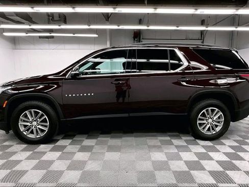 Used 2023 Chevrolet Traverse LT AWD/4WD image 14