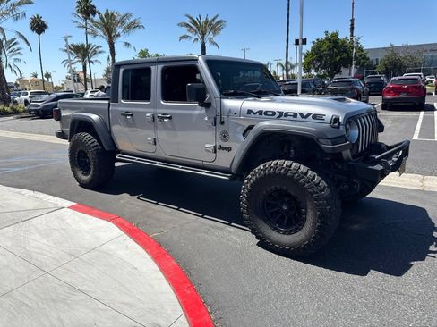 Used 2020 Jeep Gladiator Mojave AWD/4WD image 38