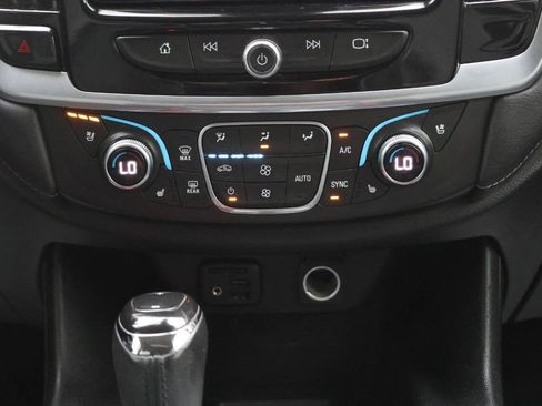 Used 2020 Chevrolet Traverse High Country FWD image 22
