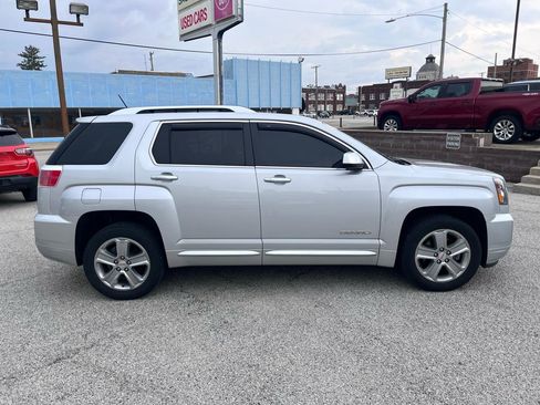 Used 2016 GMC Terrain Denali image 2
