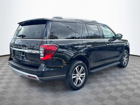 Used 2024 Ford Expedition Limited image 6