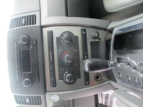 Used 2007 Jeep Grand Cherokee Laredo image 12