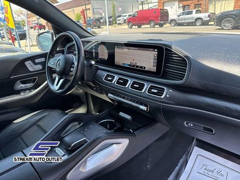 Used 2022 Mercedes-Benz GLS 450 4MATIC image 36
