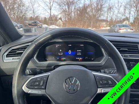 Certified 2023 Volkswagen Tiguan SE R-Line image 16