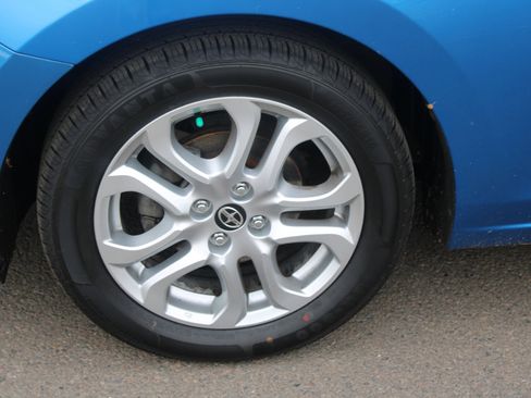 Used 2016 Scion iA image 16