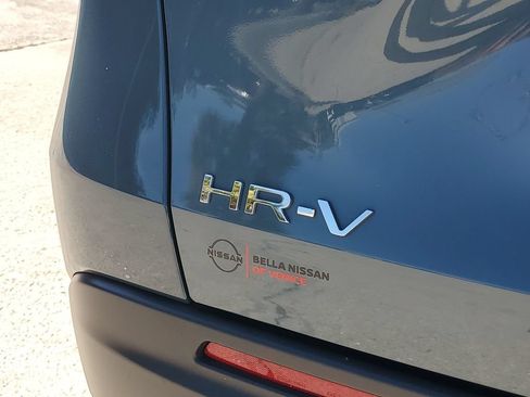 Used 2025 Honda HR-V LX image 15