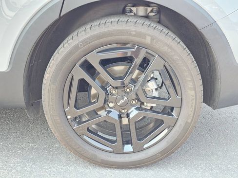 Used 2024 Kia Telluride EX X-Line AWD/4WD image 10