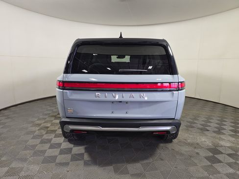 Used 2024 Rivian R1S Adventure AWD/4WD image 4
