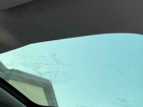 Used 2017 Jaguar XE image 18