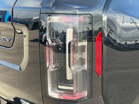 New 2025 GMC Hummer EV 3X w/ Extreme Off-Road Package image 11