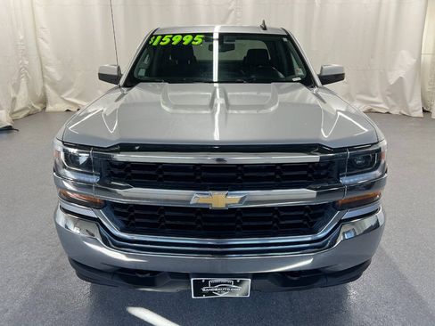 Used 2019 Chevrolet Silverado 1500 LT AWD/4WD image 2