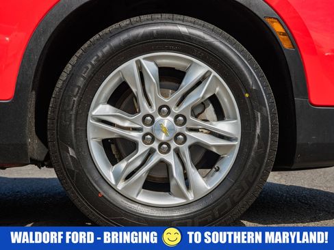 Used 2020 Chevrolet Blazer LT FWD image 14
