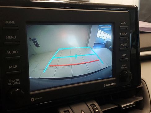 Used 2021 Toyota RAV4 XLE Premium image 29