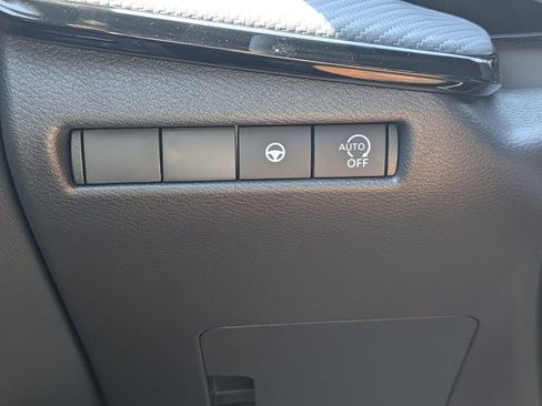 New 2026 Nissan Kicks SR FWD image 26