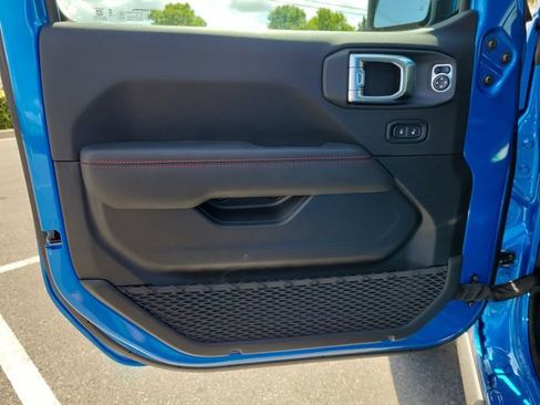 New 2026 Jeep Gladiator Rubicon AWD/4WD image 14