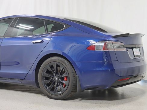 Used 2019 Tesla Model S P100D image 11